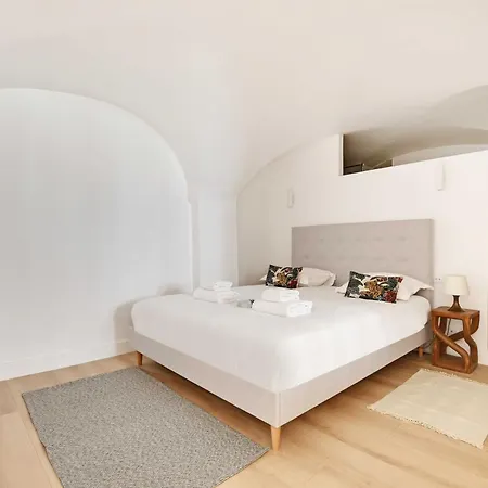 Cozy Appartement - 2BR-4P - Cathédrale de Notre Da-3